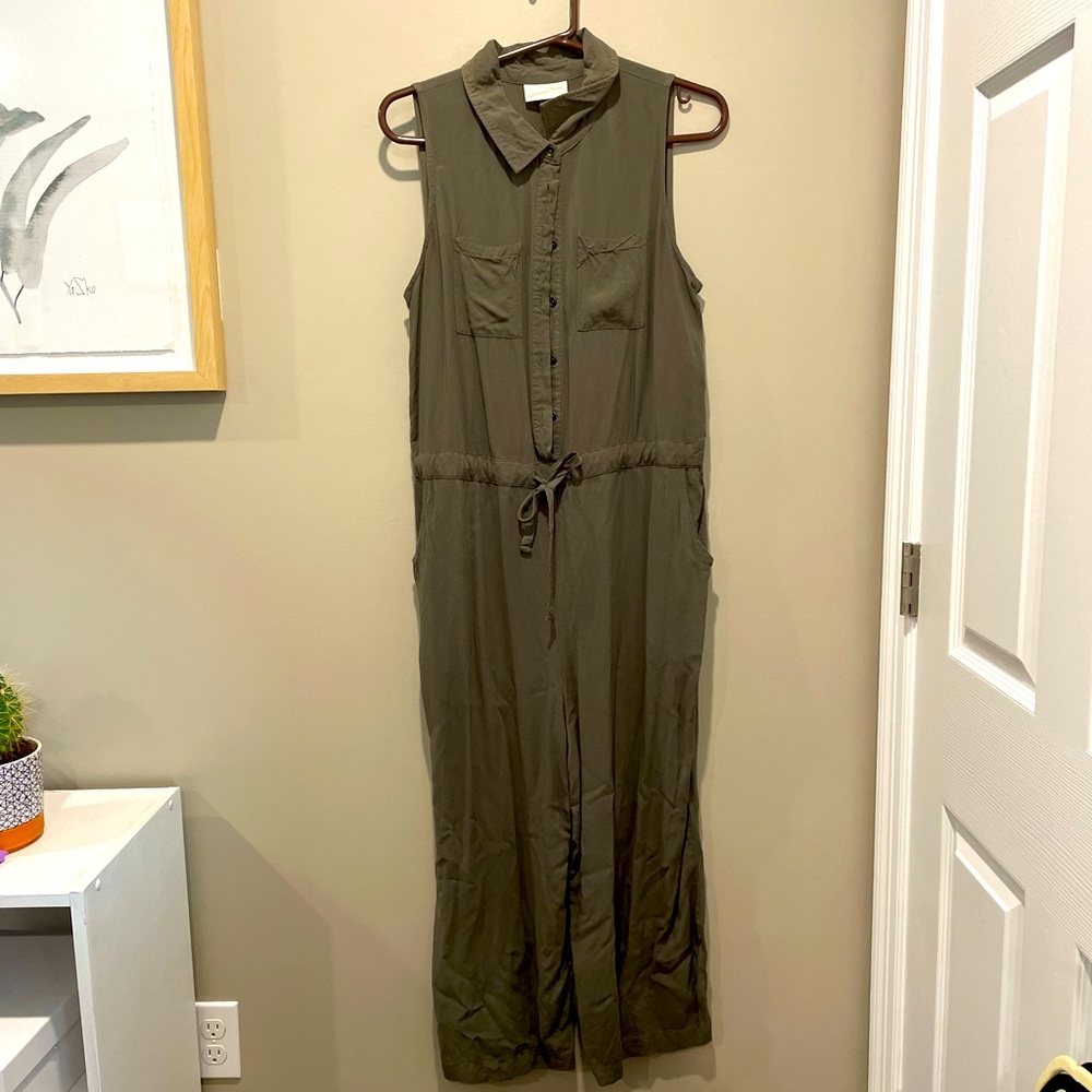 jumpsuit